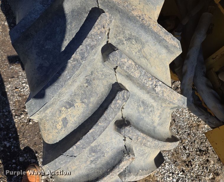 image for item EQ3729 1998 Vermeer  V-8550 trencher