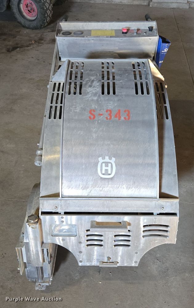 image for item EQ3731 Husqvarna  X4200 SAW-EPA concrete saw 