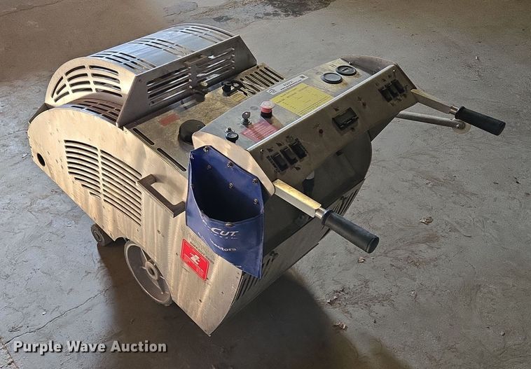 image for item EQ3731 Husqvarna  X4200 SAW-EPA concrete saw 