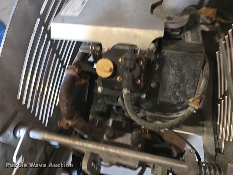 image for item EQ3731 Husqvarna  X4200 SAW-EPA concrete saw 