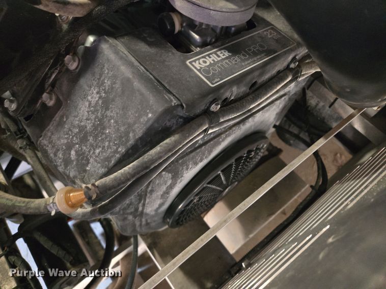 image for item EQ3731 Husqvarna  X4200 SAW-EPA concrete saw 