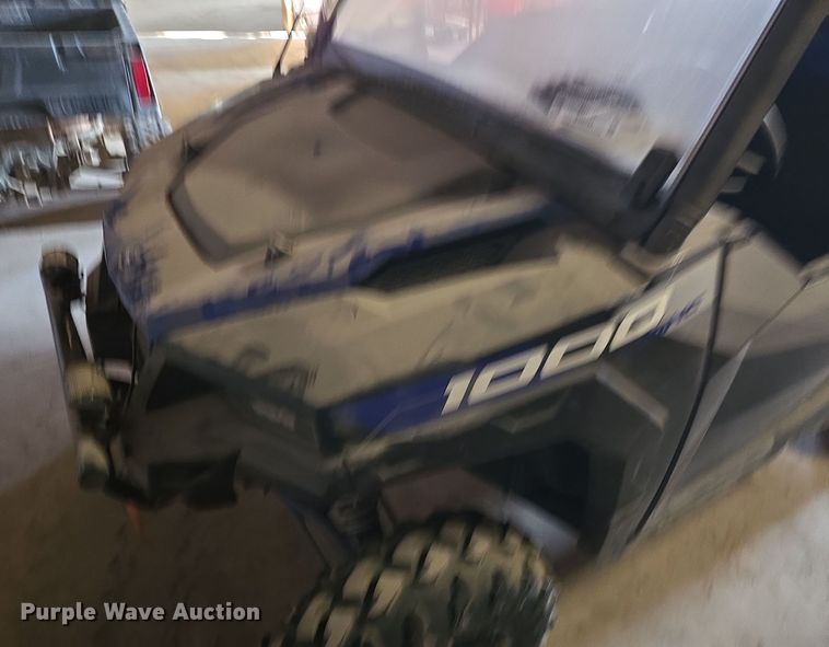 image for item EQ3733 2020 Polaris  General Deluxe 1000 EPS utility vehicle