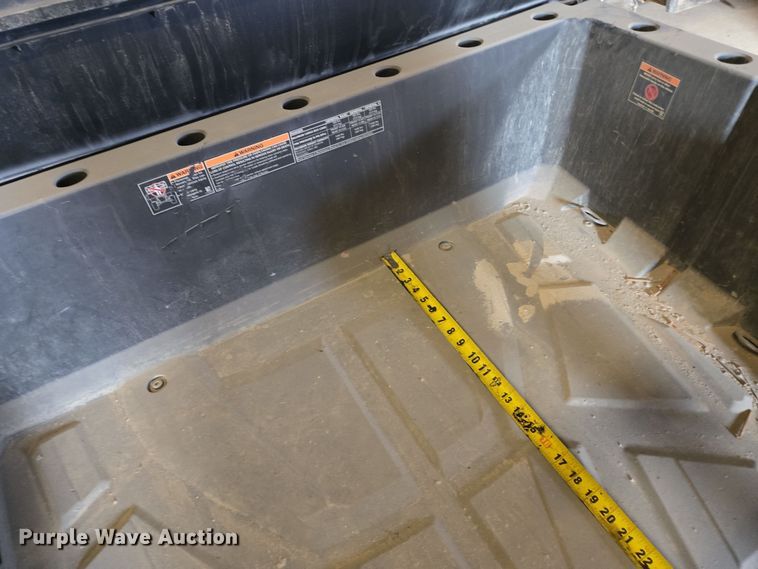 image for item EQ3733 2020 Polaris  General Deluxe 1000 EPS utility vehicle