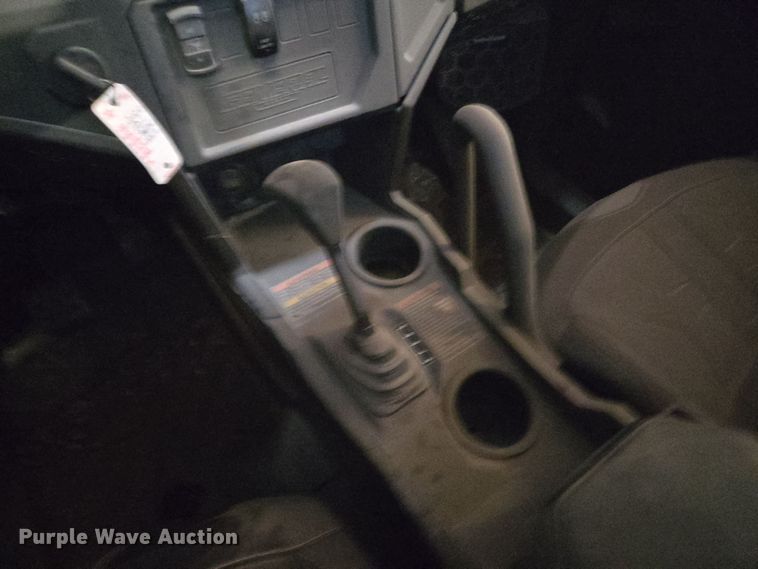 image for item EQ3733 2020 Polaris  General Deluxe 1000 EPS utility vehicle