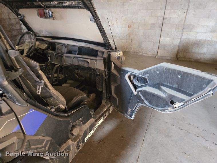 image for item EQ3733 2020 Polaris  General Deluxe 1000 EPS utility vehicle