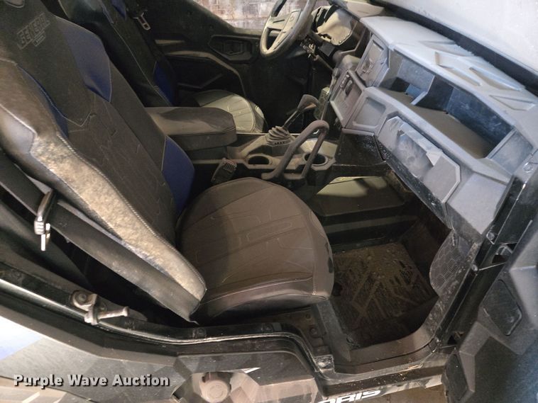 image for item EQ3733 2020 Polaris  General Deluxe 1000 EPS utility vehicle