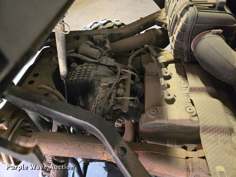 image for item EQ3733 2020 Polaris  General Deluxe 1000 EPS utility vehicle