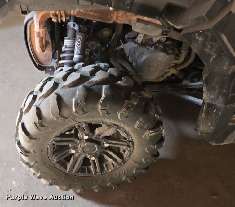 image for item EQ3733 2020 Polaris  General Deluxe 1000 EPS utility vehicle