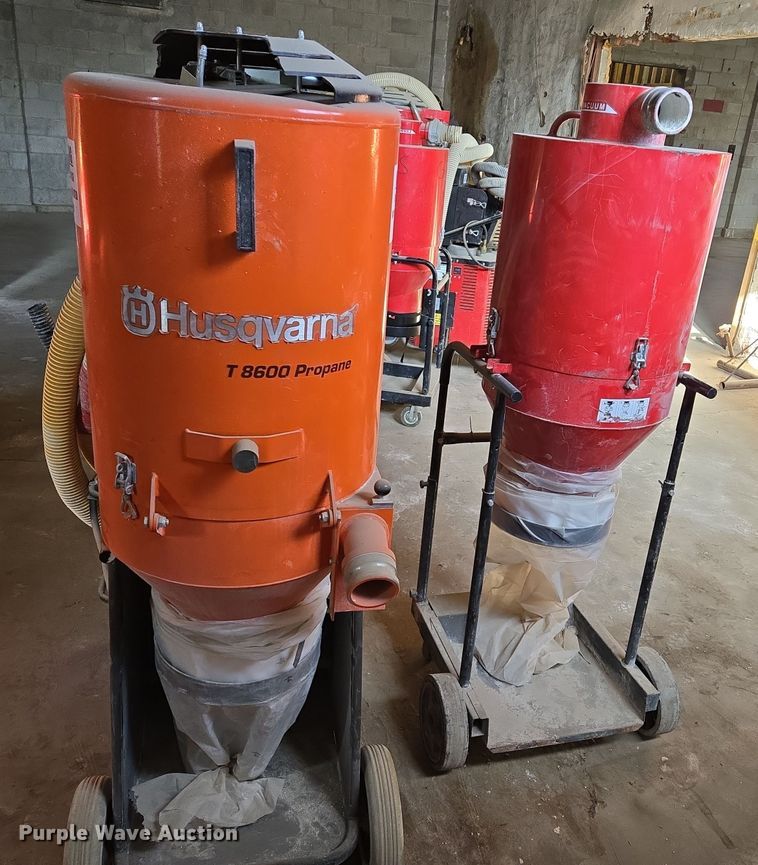 image for item EQ3736 Husqvarna  T 8600 dust collector 