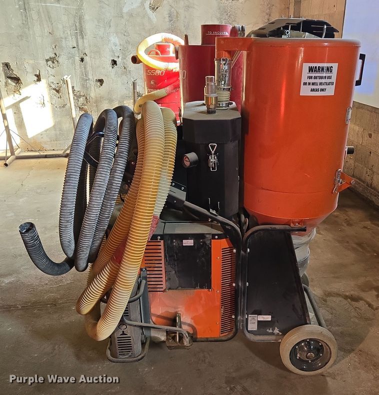 image for item EQ3736 Husqvarna  T 8600 dust collector 