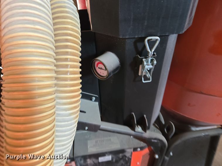 image for item EQ3736 Husqvarna  T 8600 dust collector 