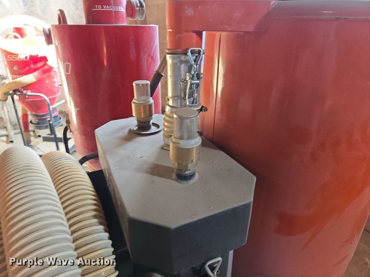 image for item EQ3736 Husqvarna  T 8600 dust collector 