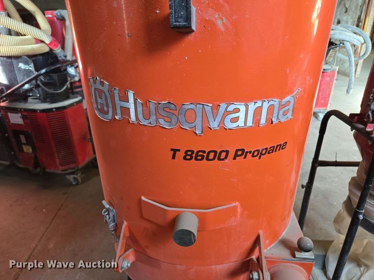 image for item EQ3736 Husqvarna  T 8600 dust collector 