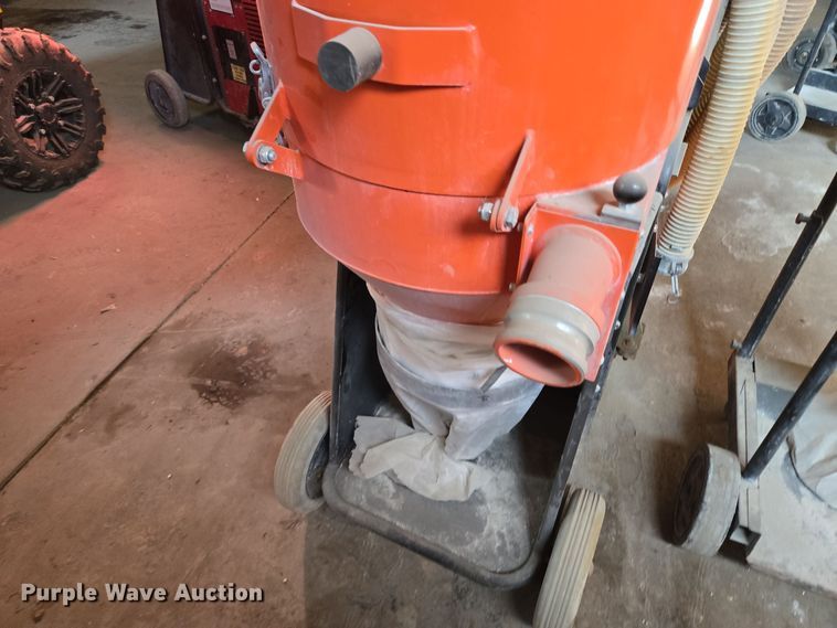 image for item EQ3736 Husqvarna  T 8600 dust collector 