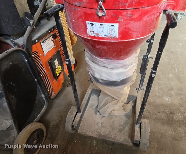 image for item EQ3736 Husqvarna  T 8600 dust collector 