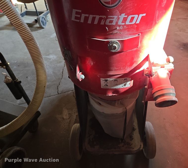 image for item EQ3737 Ermator  T 8600 dust collector