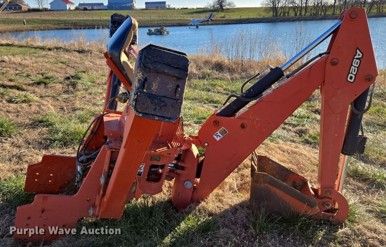 image for item EQ3748 2010 Ditch Witch  A920 backhoe