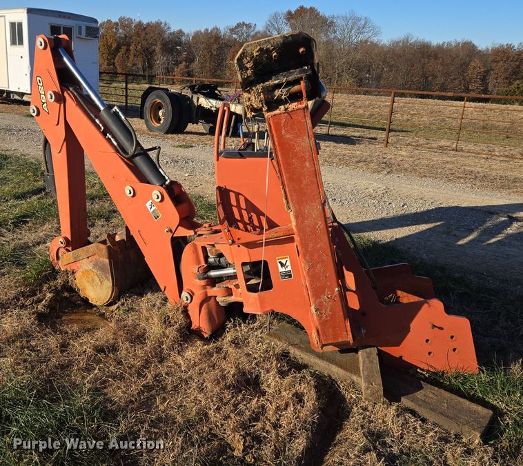 image for item EQ3748 2010 Ditch Witch  A920 backhoe