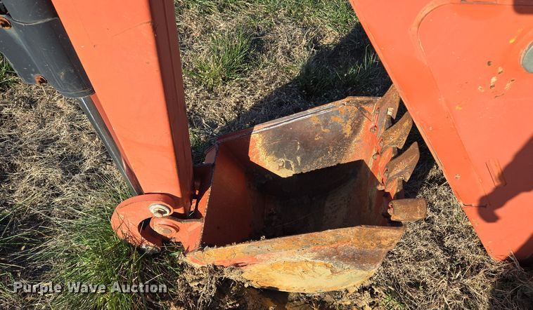 image for item EQ3748 2010 Ditch Witch  A920 backhoe