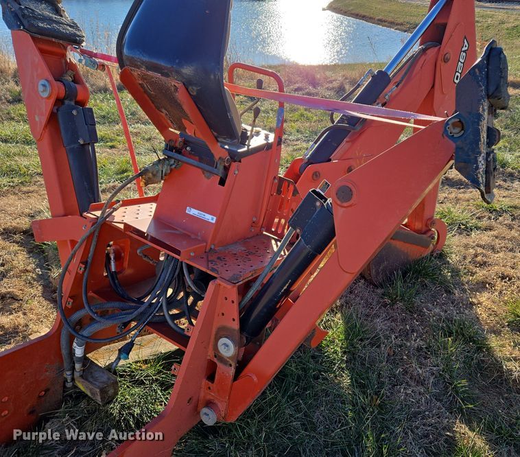 image for item EQ3748 2010 Ditch Witch  A920 backhoe