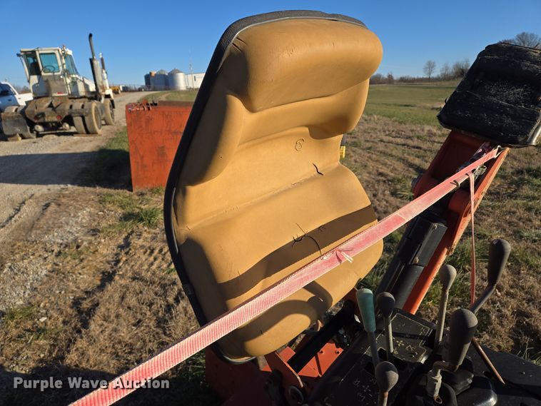 image for item EQ3748 2010 Ditch Witch  A920 backhoe