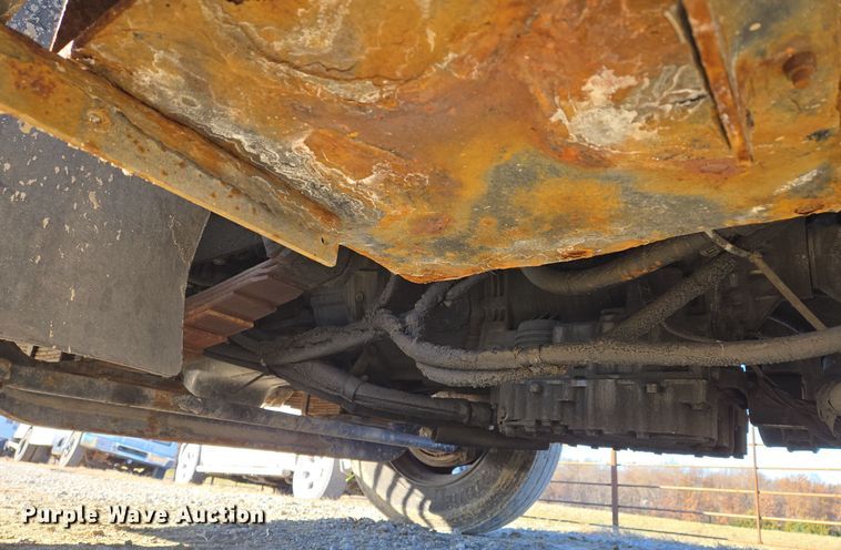 image for item EQ3750 2007 Kalmar  yard truck