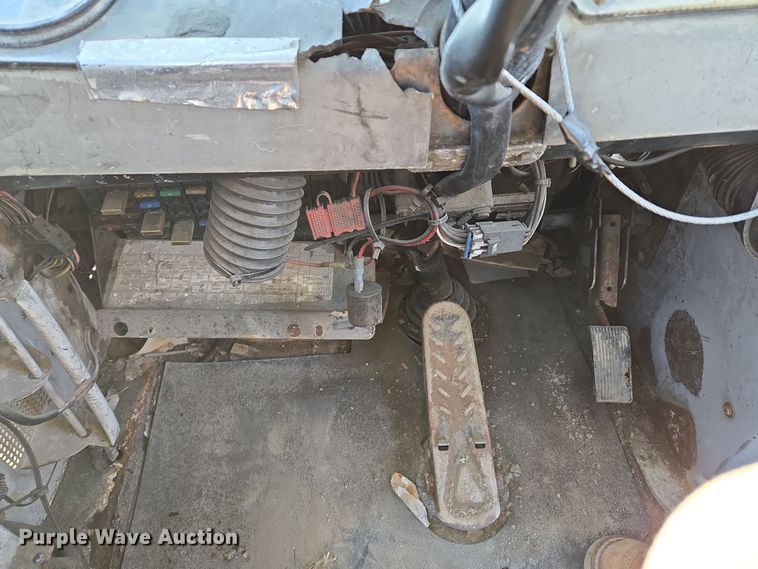 image for item EQ3750 2007 Kalmar  yard truck