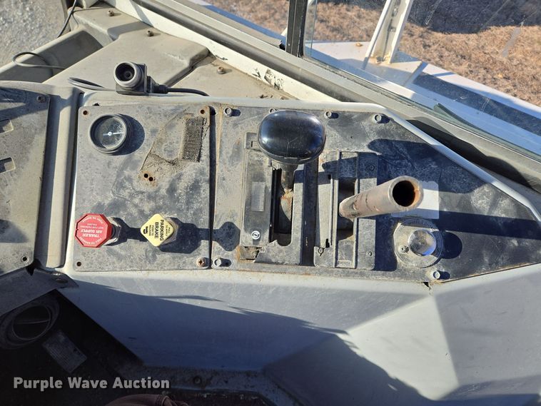 image for item EQ3750 2007 Kalmar  yard truck