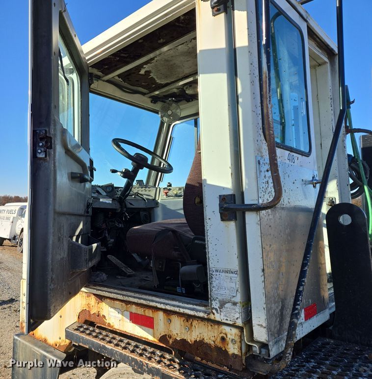 image for item EQ3750 2007 Kalmar  yard truck