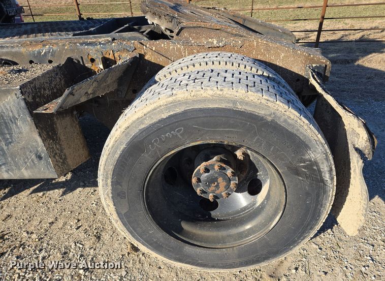 image for item EQ3750 2007 Kalmar  yard truck