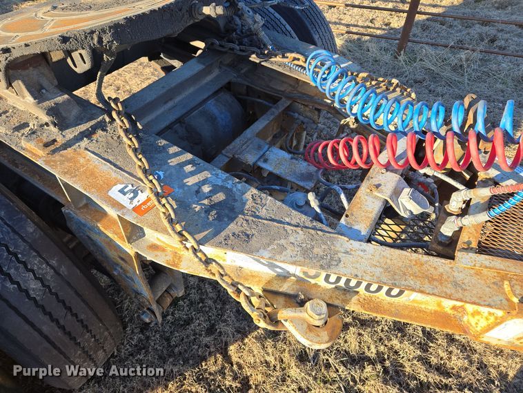 image for item EQ3752 2016 Fruehauf EL FI trailer dolly 