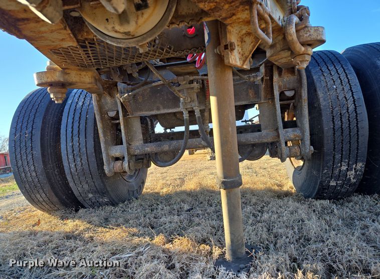 image for item EQ3752 2016 Fruehauf EL FI trailer dolly 