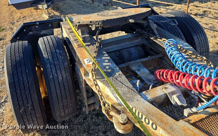 image for item EQ3752 2016 Fruehauf EL FI trailer dolly 