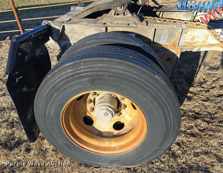 image for item EQ3752 2016 Fruehauf EL FI trailer dolly 