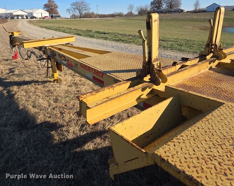 image for item EQ3753 2012 Lucon  pole trailer