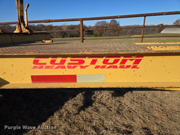 image for item EQ3753 2012 Lucon  pole trailer
