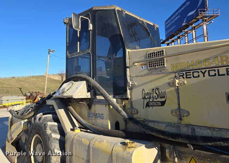 image for item EQ3756 2008 Bomag MPH364R-2 recycler