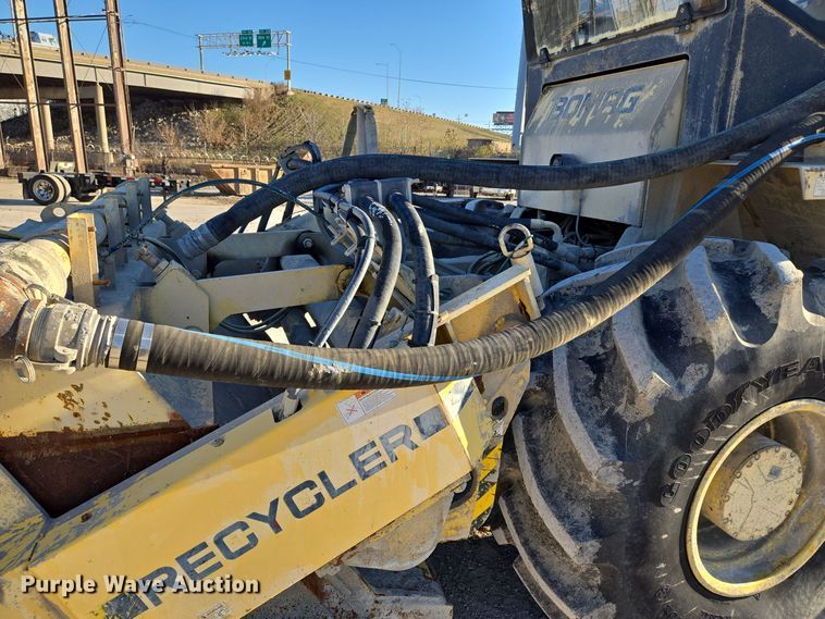 image for item EQ3756 2008 Bomag MPH364R-2 recycler