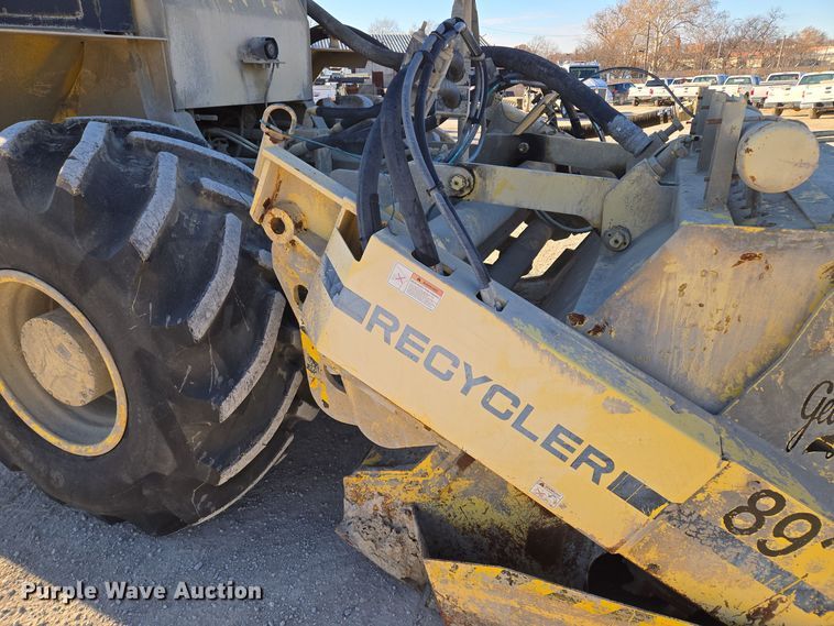 image for item EQ3756 2008 Bomag MPH364R-2 recycler