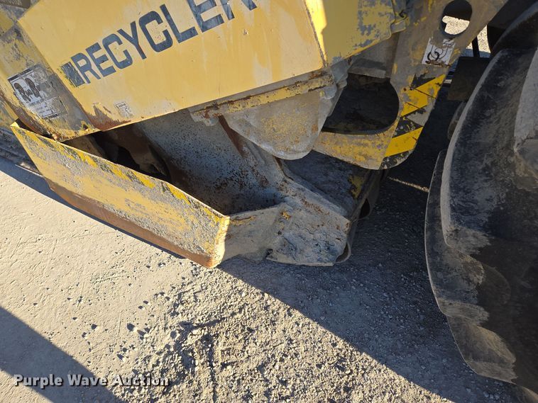 image for item EQ3756 2008 Bomag MPH364R-2 recycler