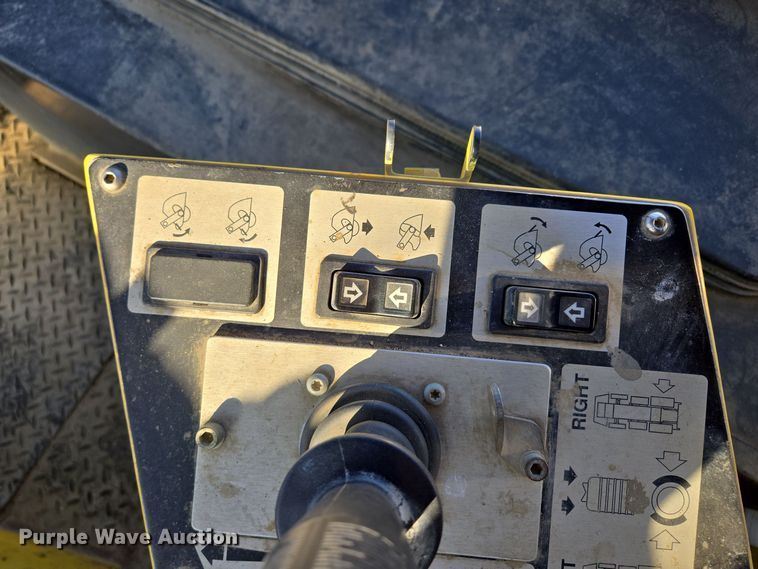 image for item EQ3756 2008 Bomag MPH364R-2 recycler