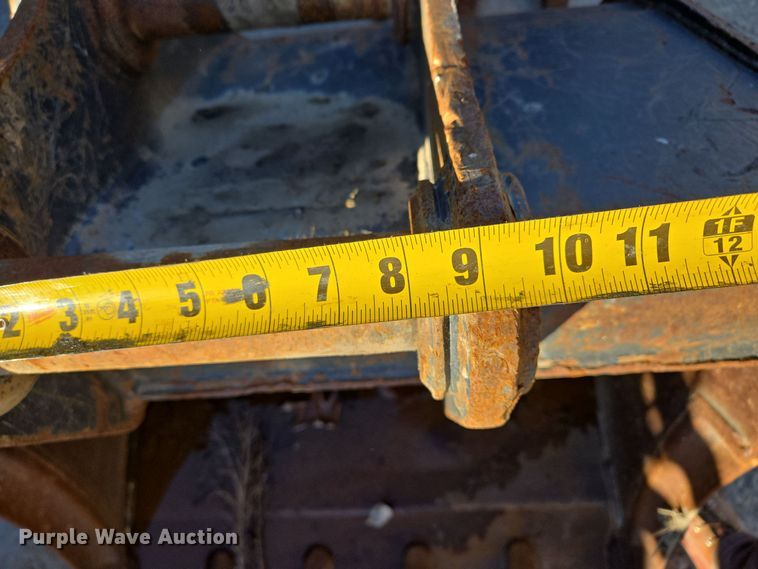 image for item EQ3757 (2) Bobcat mini excavator buckets