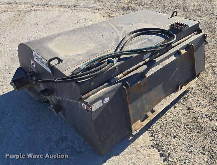 image for item EQ3759 CNH 72