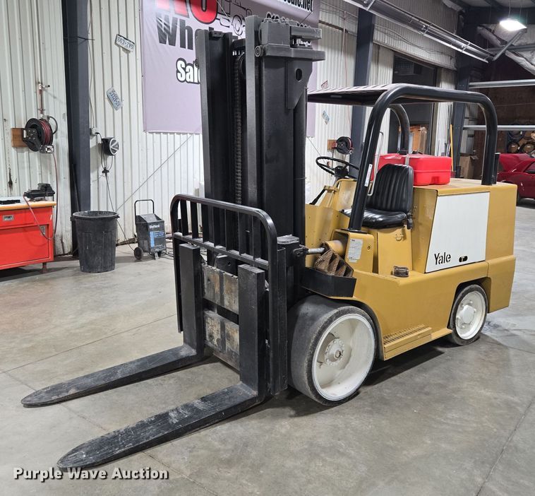 image for item EQ3775 Yale GC140SBNSBV096 forklift