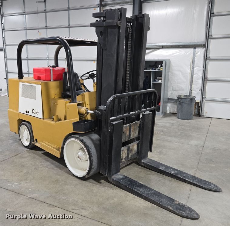 image for item EQ3775 Yale GC140SBNSBV096 forklift