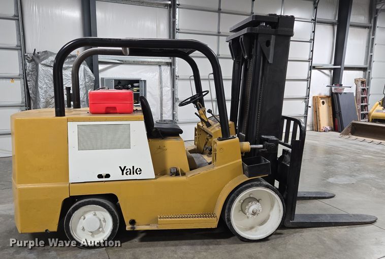 image for item EQ3775 Yale GC140SBNSBV096 forklift
