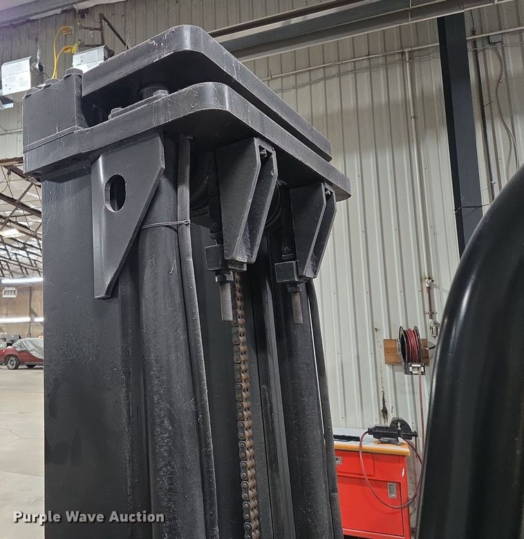 image for item EQ3775 Yale GC140SBNSBV096 forklift