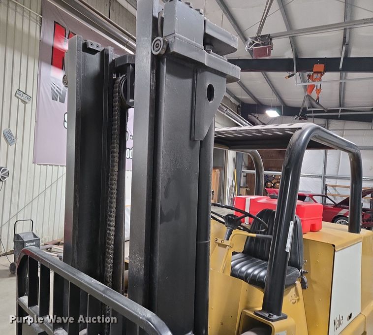 image for item EQ3775 Yale GC140SBNSBV096 forklift