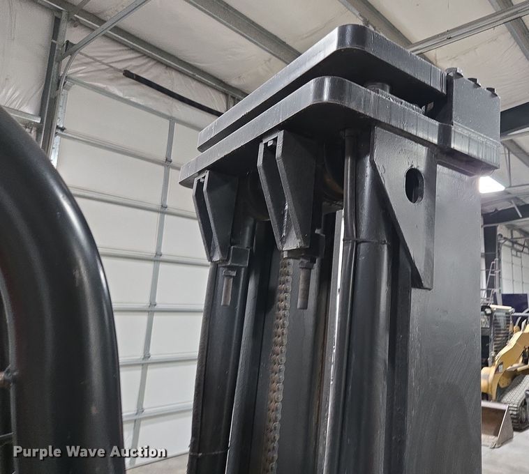 image for item EQ3775 Yale GC140SBNSBV096 forklift