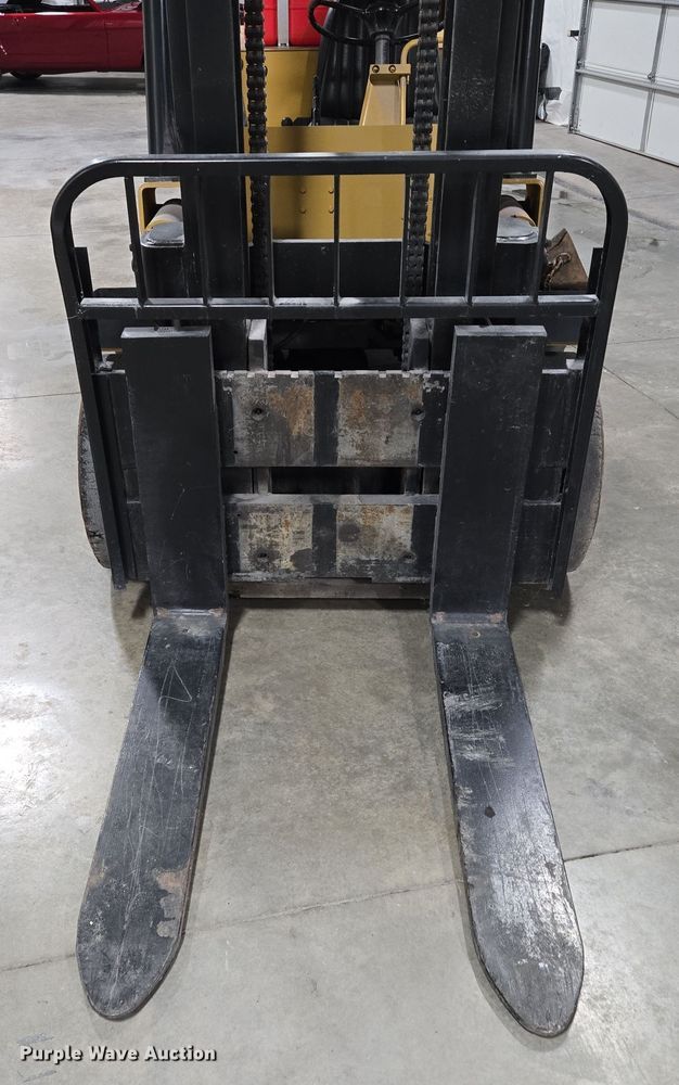 image for item EQ3775 Yale GC140SBNSBV096 forklift